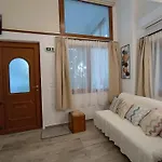 Isidora زاغورا